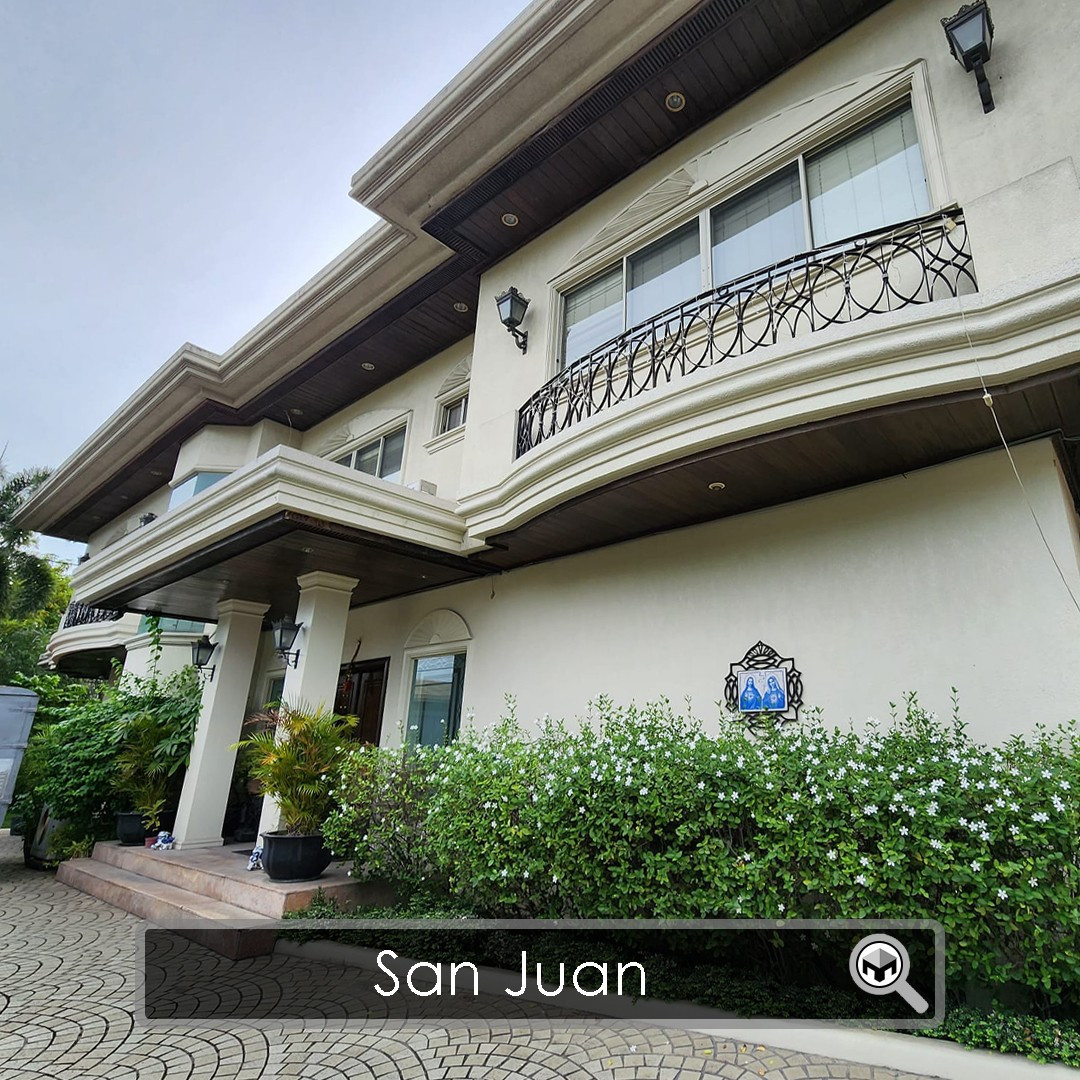 Inside of a Stately Glorious House and Lot for Sale in San Juan photo 1