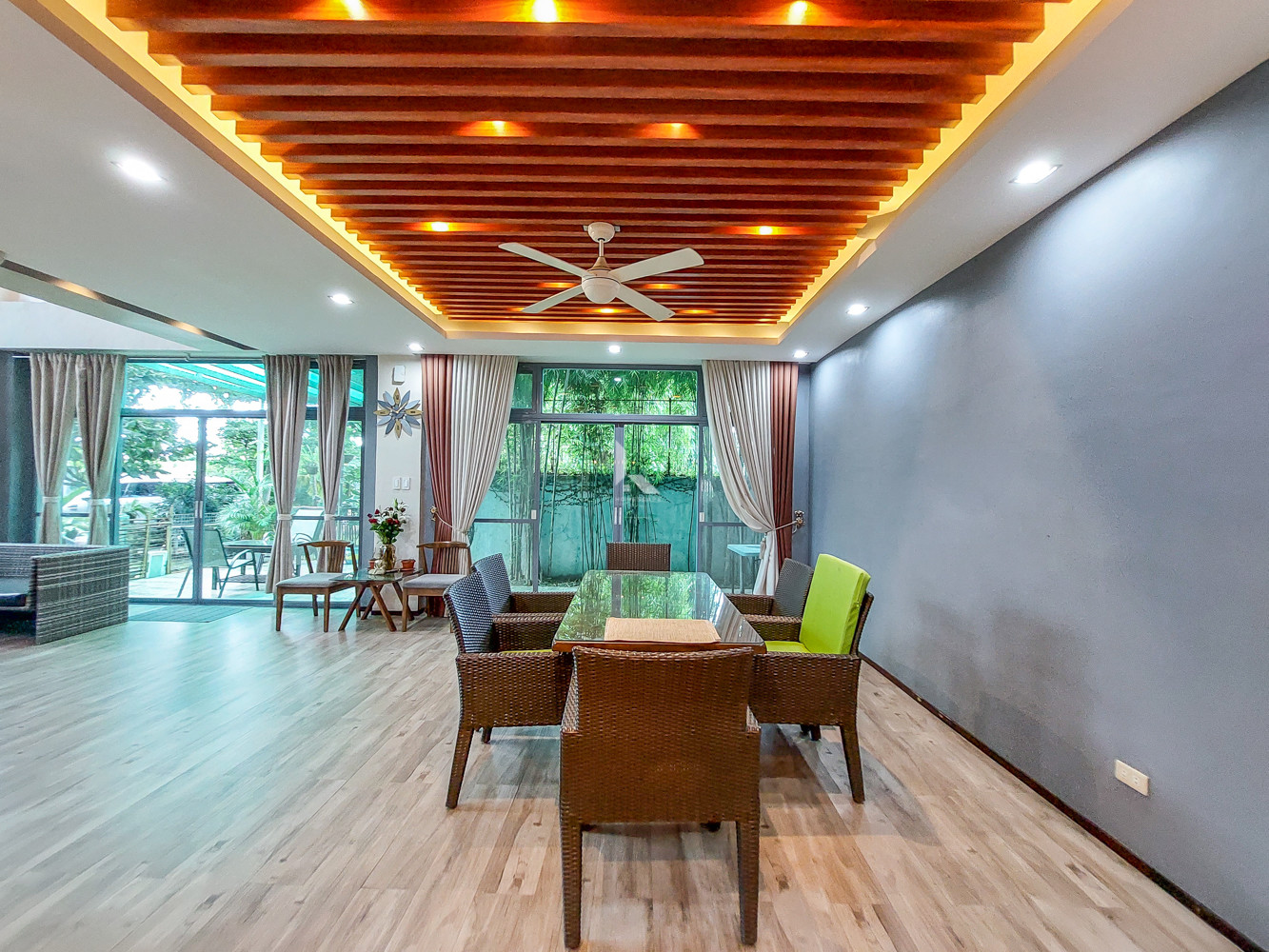 3 Storey Home for Sale in Southpoint Subdivision, Cabuyao Laguna photo 4