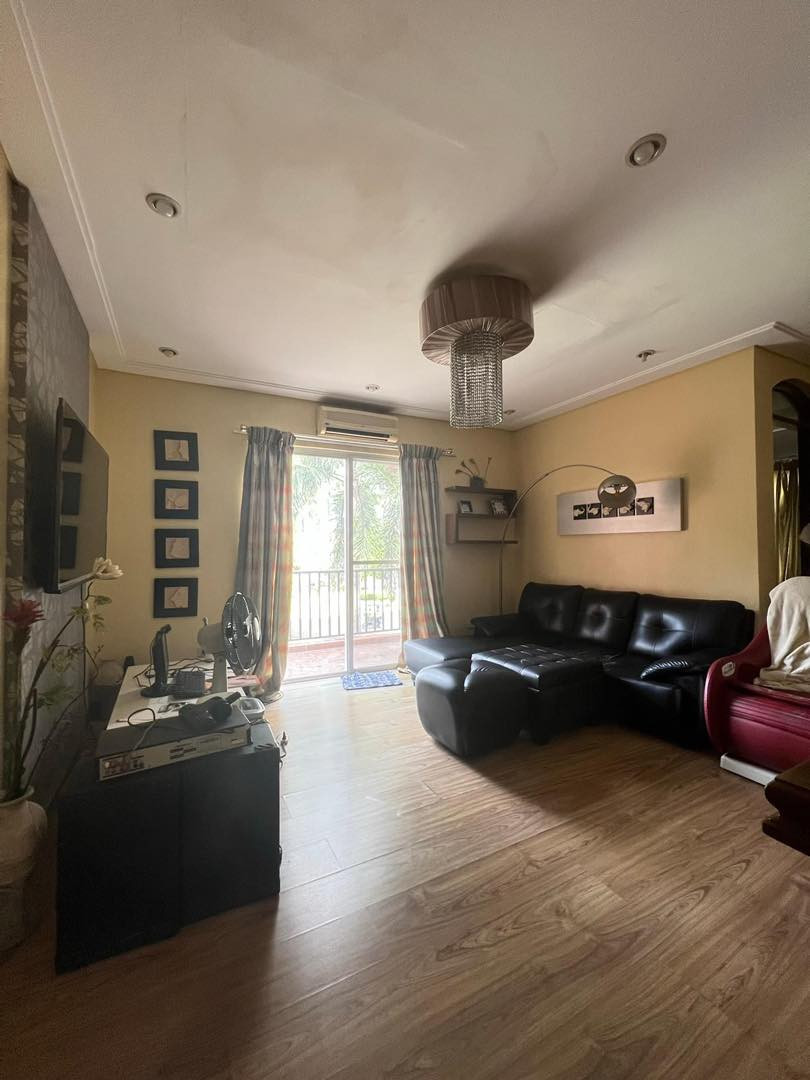 Marvelous House and Lot for Sale photo 4