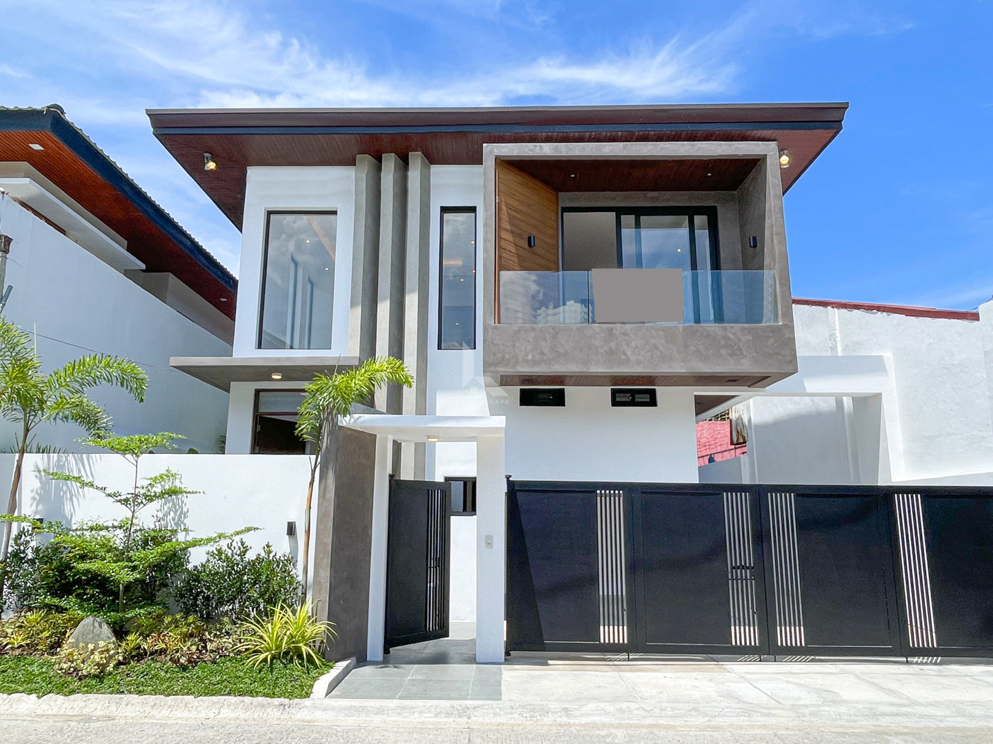 Notable Modern Contemporary House and Lot For Sale photo 1