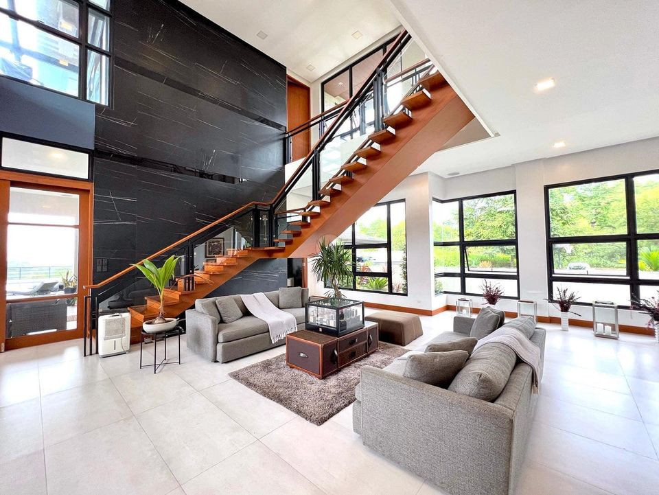 Antipolo House & Lot For Sale with Magnificent Views photo 4