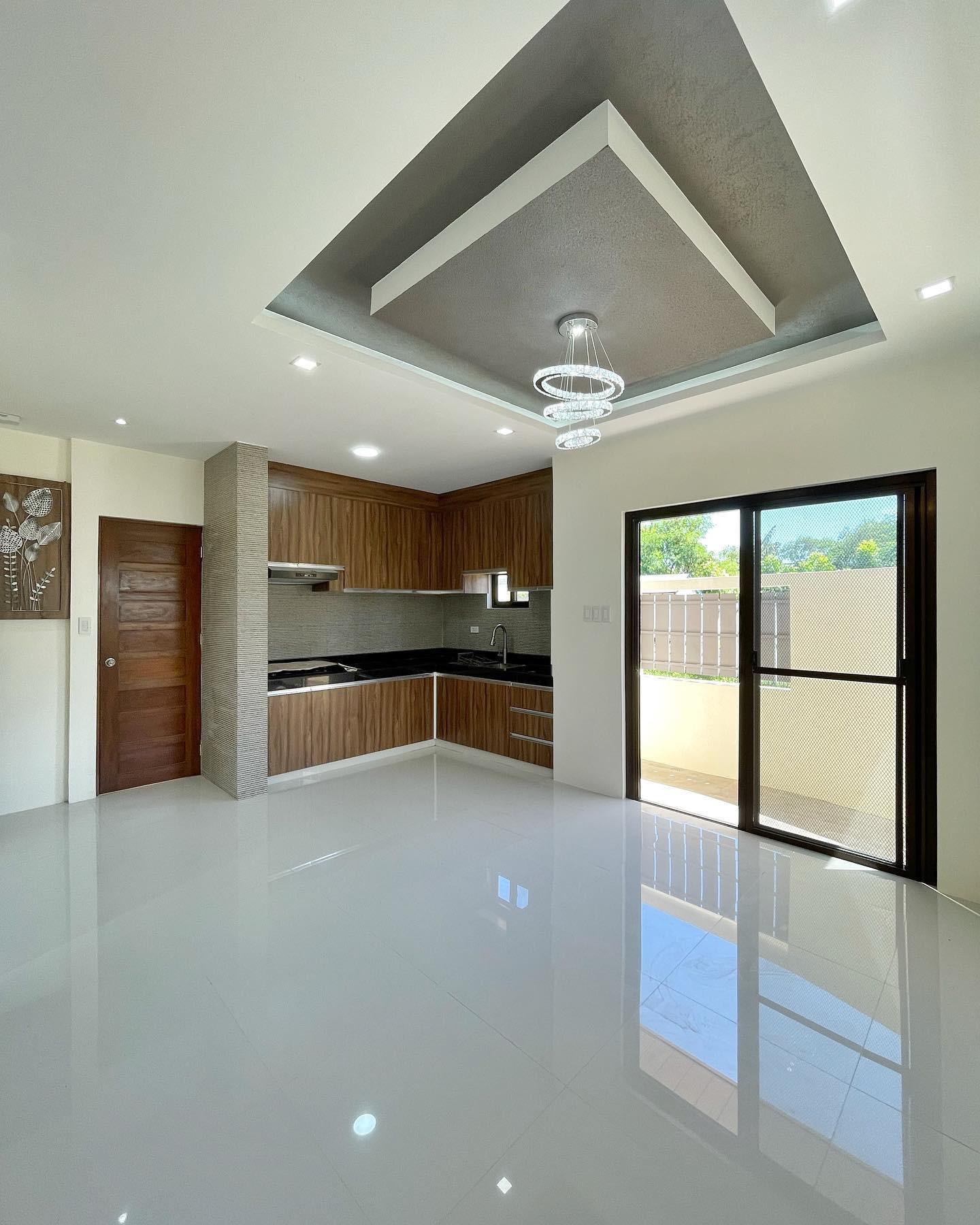 Brand New Modern Corner House for Sale photo 4