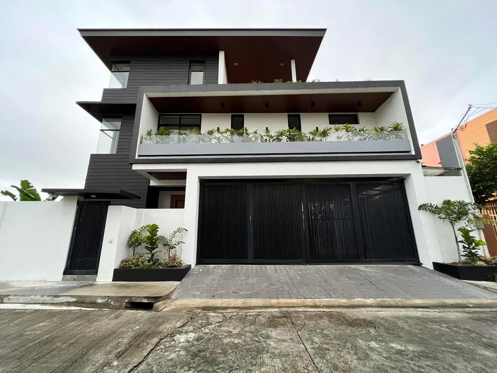 A Statuesque Brand New House and Lot for Sale in Greenwoods Executive Village photo 1