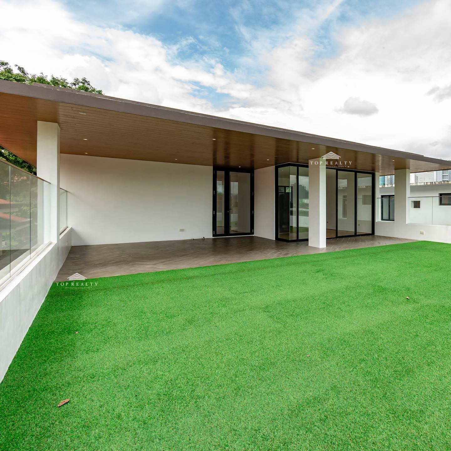Prime Brand New House and Lot for Sale at White Plains Quezon City photo 3