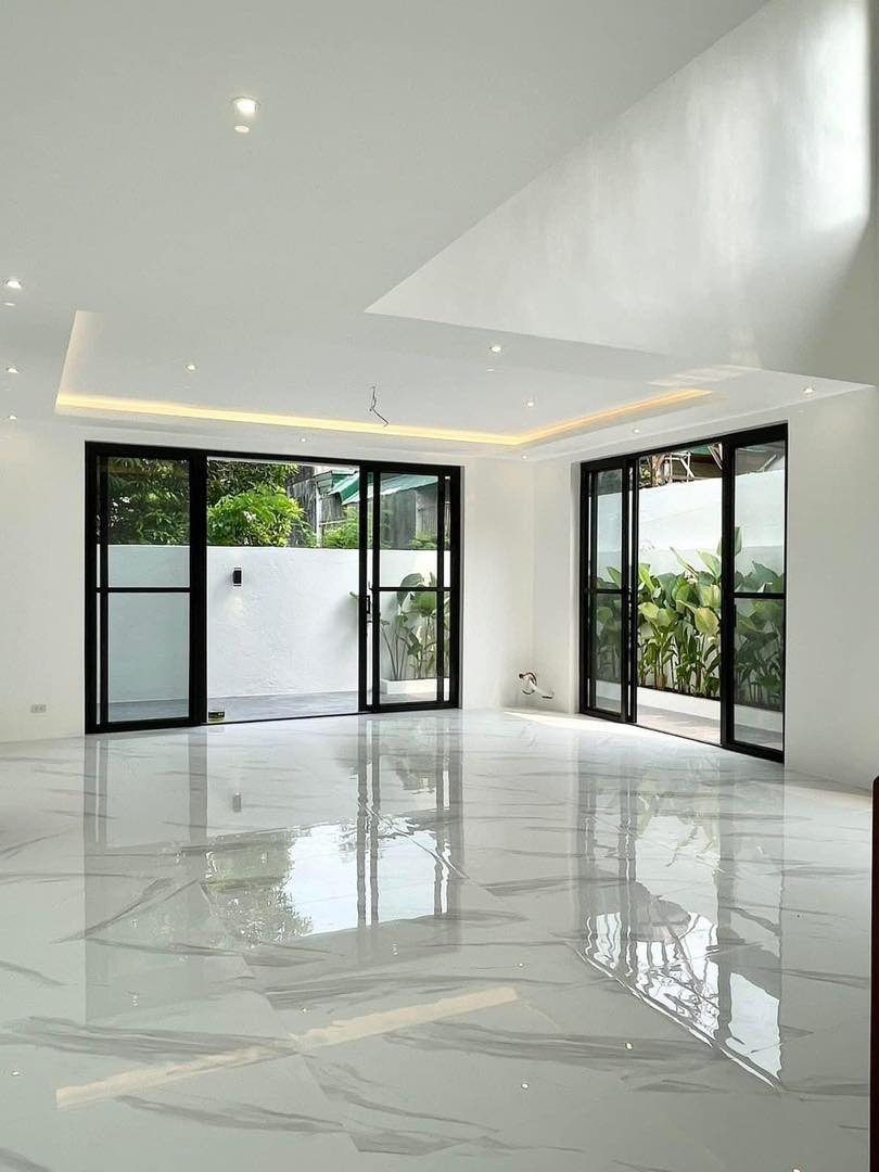 A Brand New Modern Masterpiece for Sale in BF Homes, Parañaque photo 4