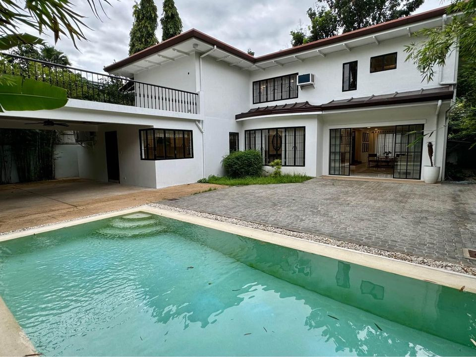 DASMARINAS VILLAGE House & Lot photo 1