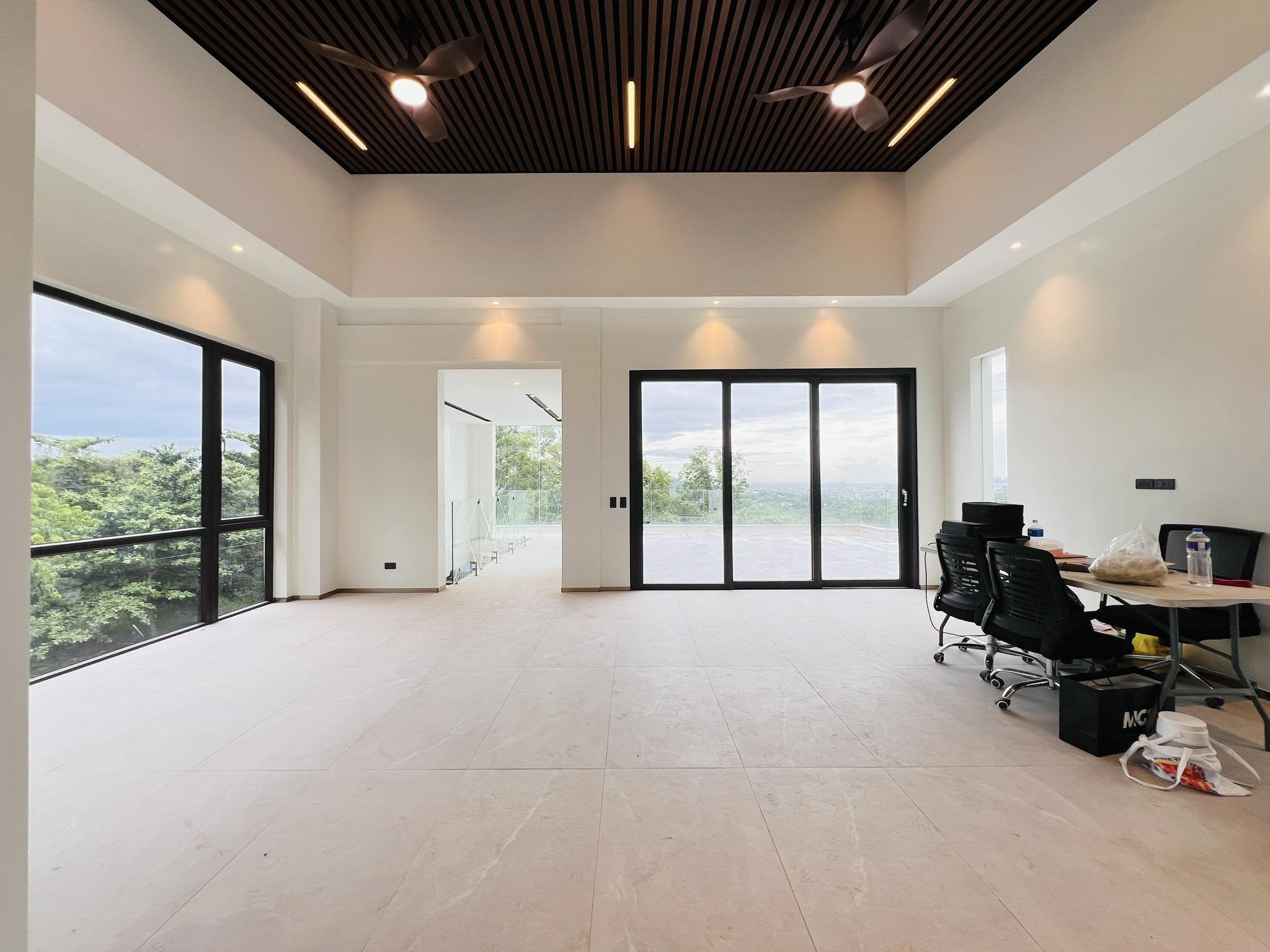 Experience this Multi-Level Brand-New House with City View in Parkridge Estates photo 5