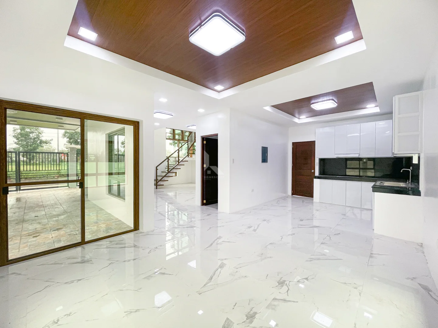 Pleasing Modern Contemporary House and Lot For Sale in South Point, photo 4