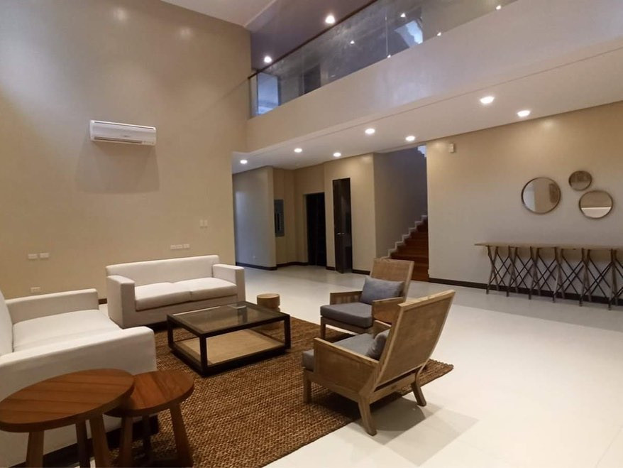 FOR SALE BRAND NEW HOUSE and LOT  AYALA ALABANG photo 4
