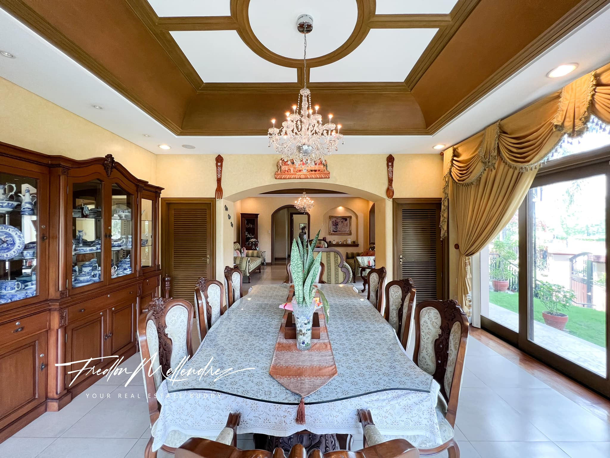 5 Bedroom House and Lot Portofino South, Las Pinas photo 5