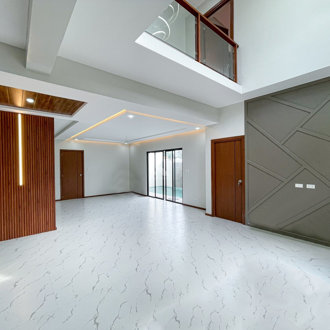 Stunning Brand New Corner House and Lot with Swimming Pool photo 4