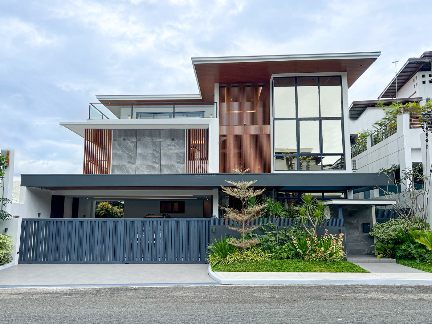 Superb Brand New Modern Contemporary House and Lot For Sale photo 1