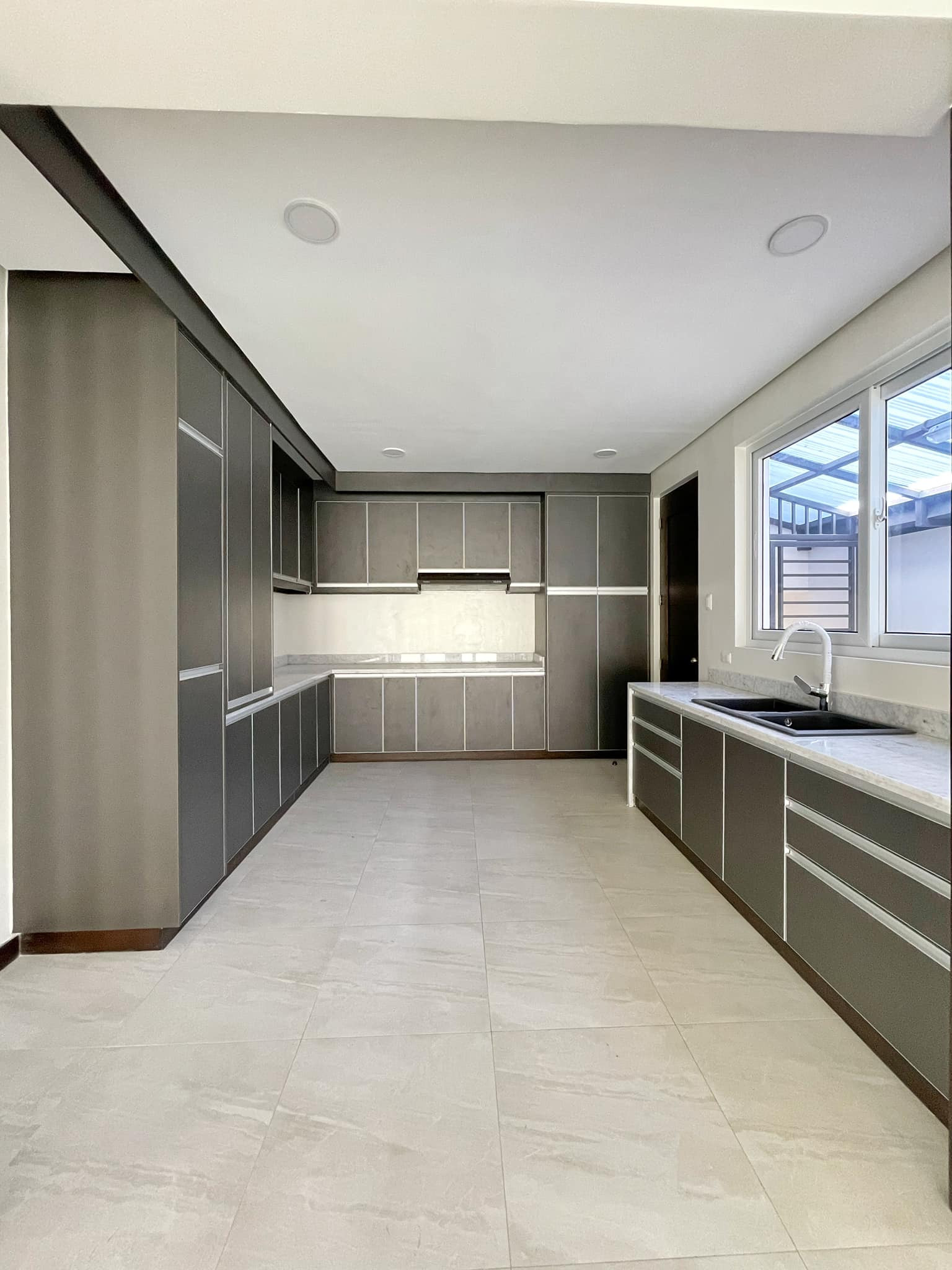 Brand New Modern House for Sale in BF Homes Parañaque City near Main gate photo 3