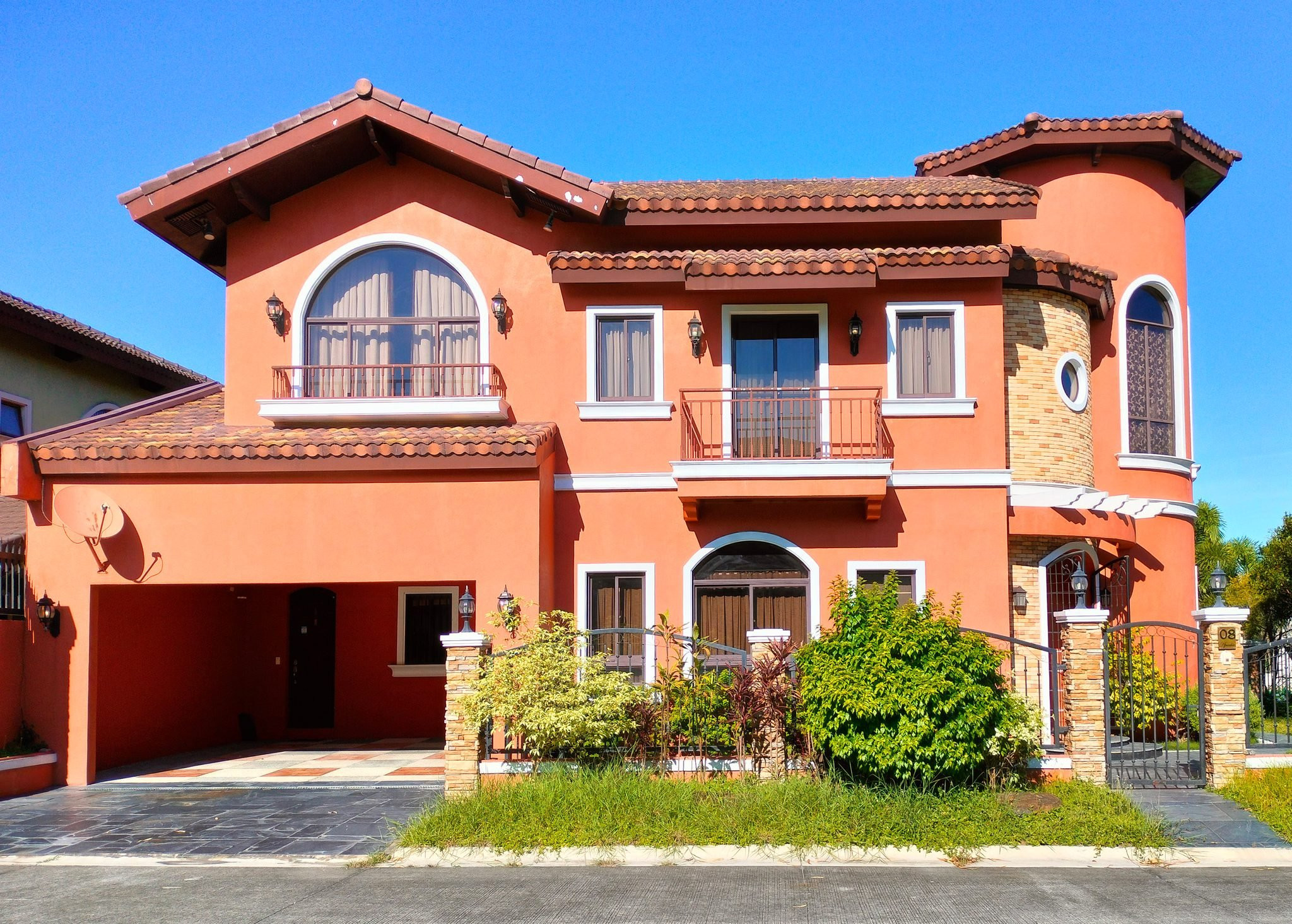 Stunning Corner Mediterranean House in Portofino Bacoor Cavite photo 1