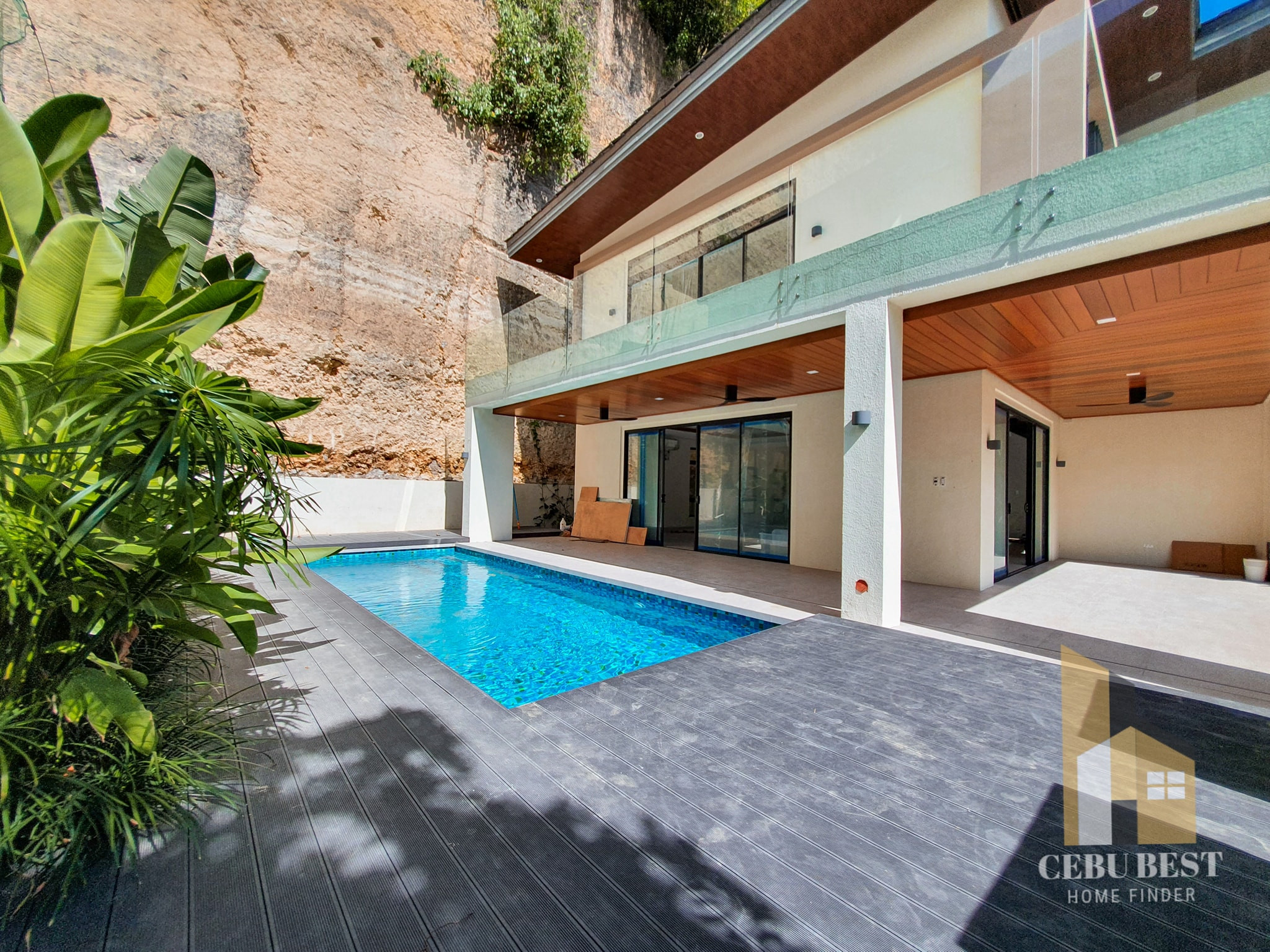 Very Spacious Luxury House in Maria Luisa Banilad Cebu City photo 2
