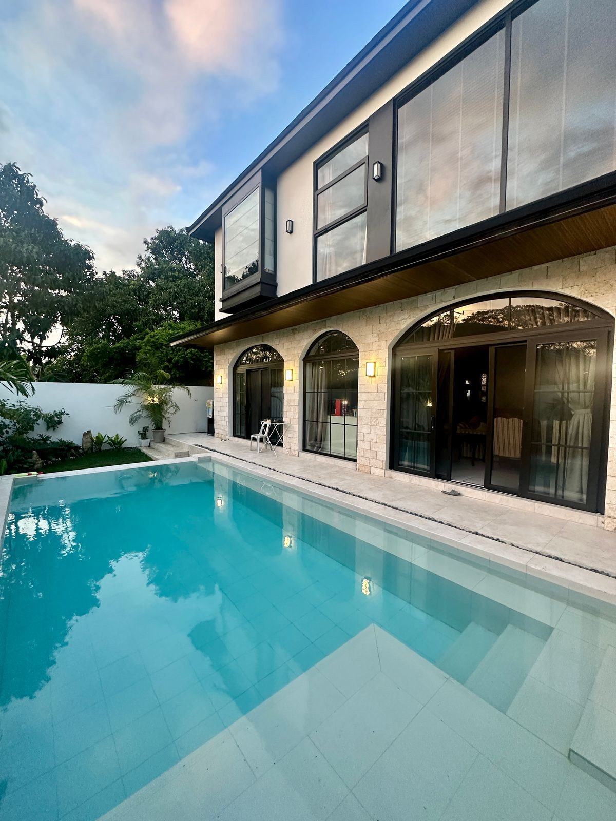 Explore this Elegant 4-Bedroom House in Salitran photo 1
