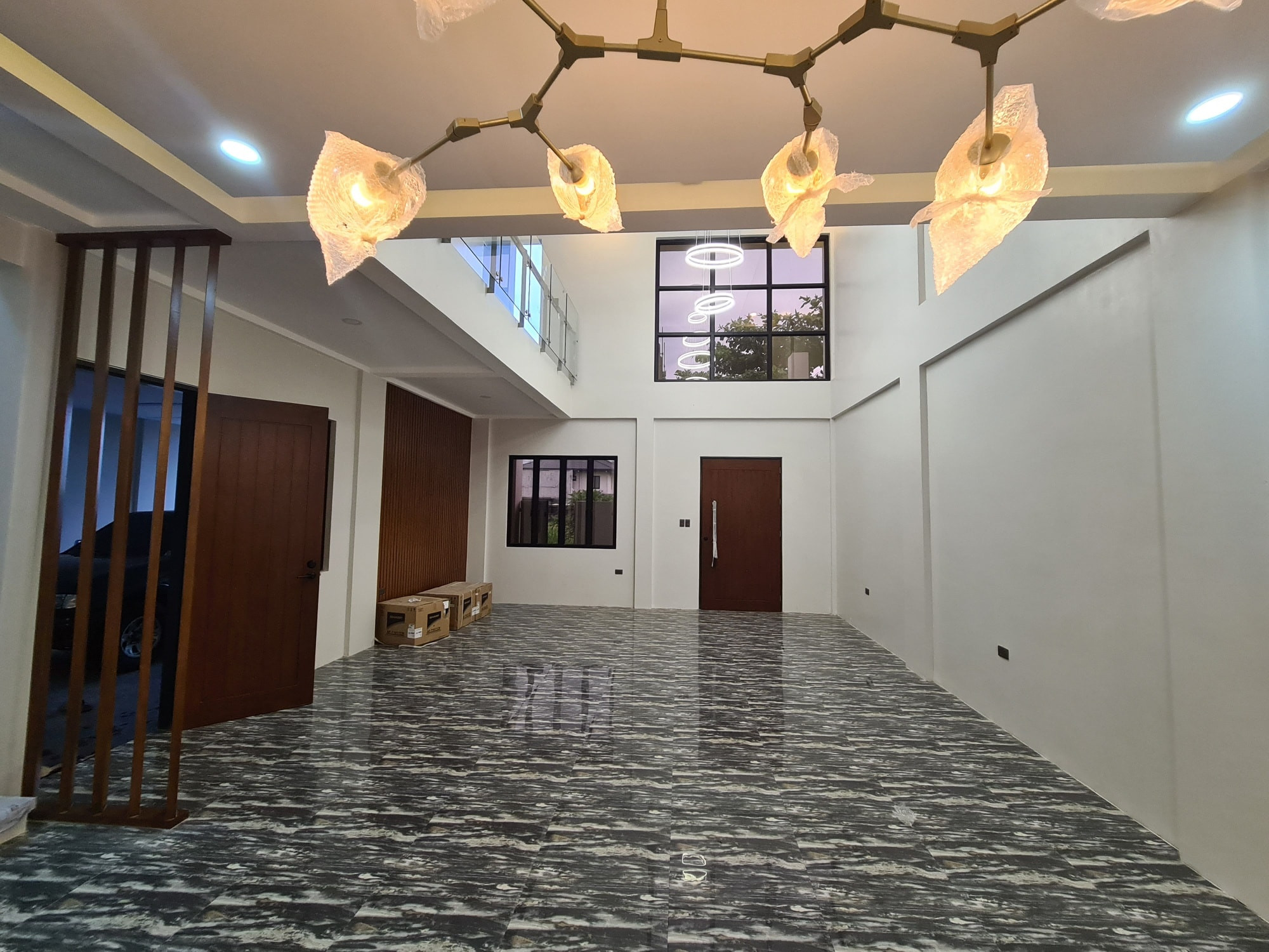 A Brand New Modern Spacious Two Storey House photo 4