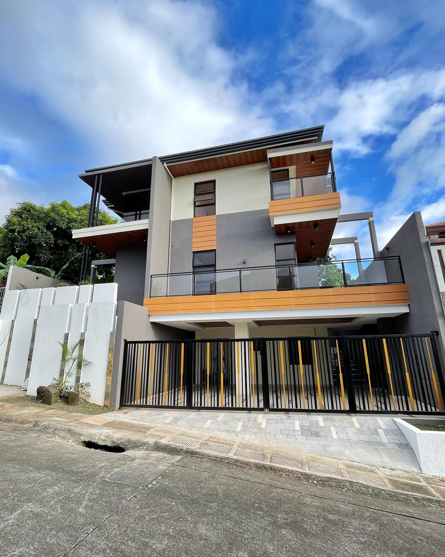 Brand New Modern House for Sale in Upper Antipolo Avida Communities photo 1