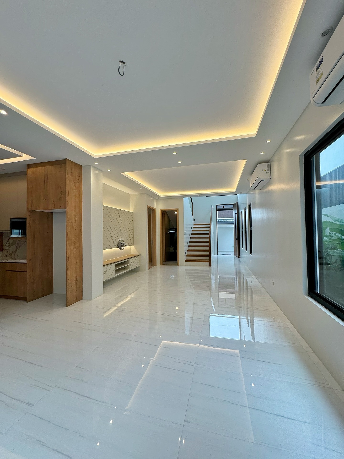 Brand New Modern House for Sale photo 5