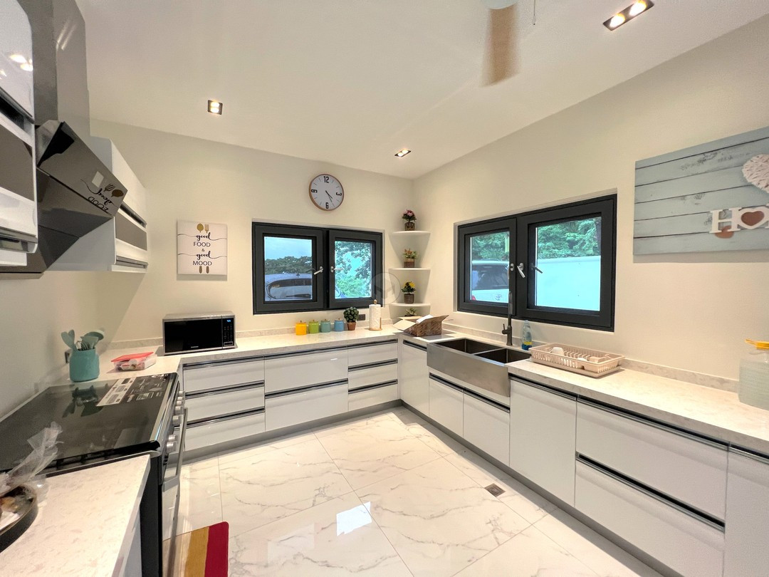 Inside a Beautiful Sea Front Vacation Home in Peninsula De Punta Fuego photo 5