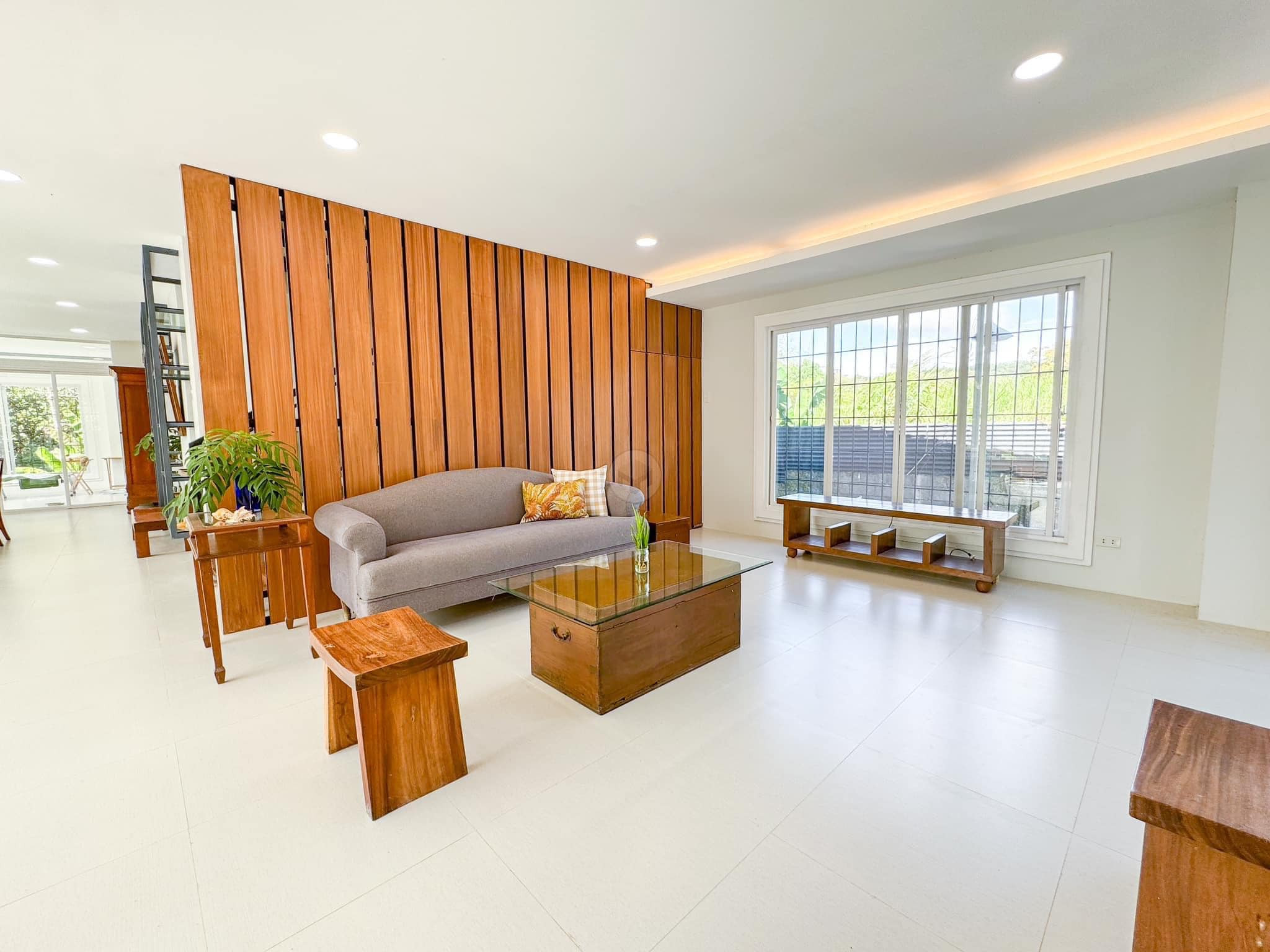 A Breathtaking 4 Bedroom House and Lot for Sale in Sunvalley, Antipolo photo 2