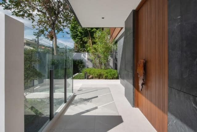 An Upscale Modern House and Lot for Sale in Valle Verde. photo 4