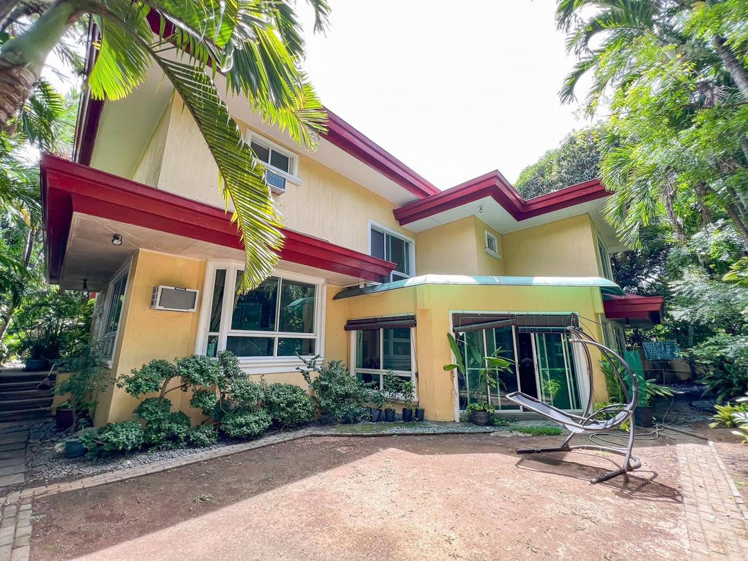A Prime Attractive House and Lot for Sale in Ayala Alabang photo 1