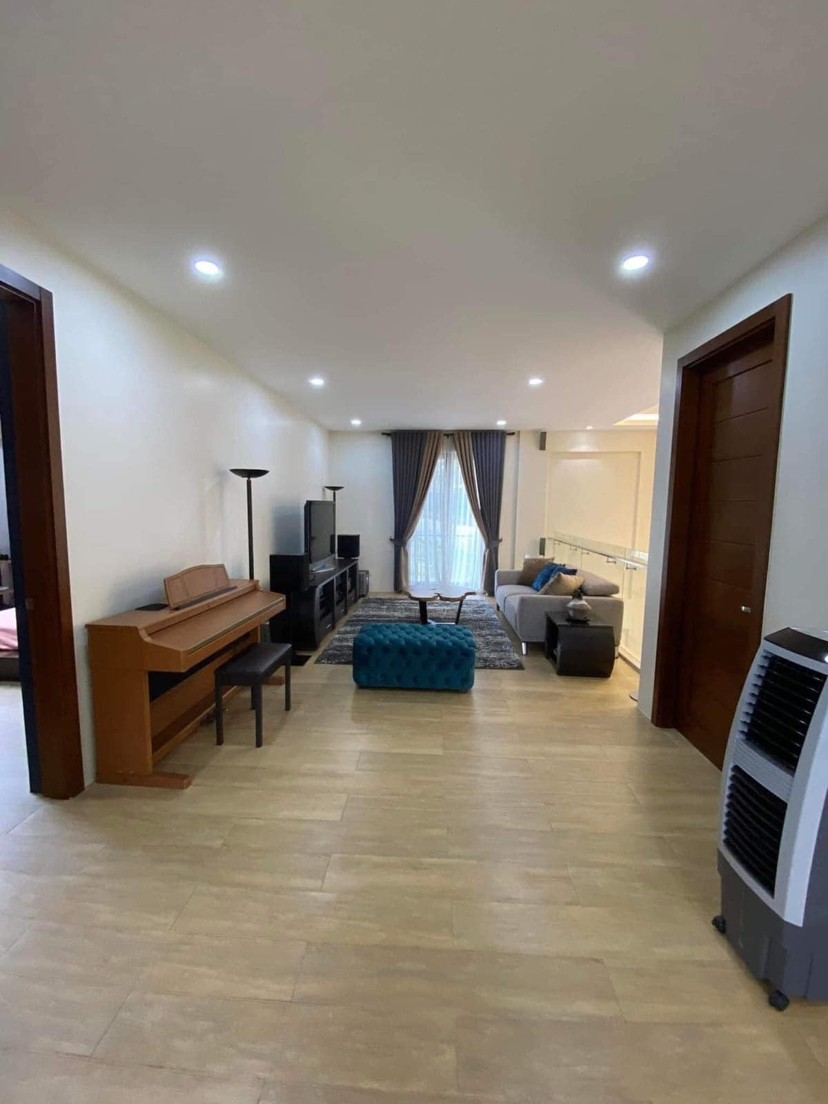 A Picturesque  3 Bedroom House and Lot for Sale in Havila Township, Rizal photo 4