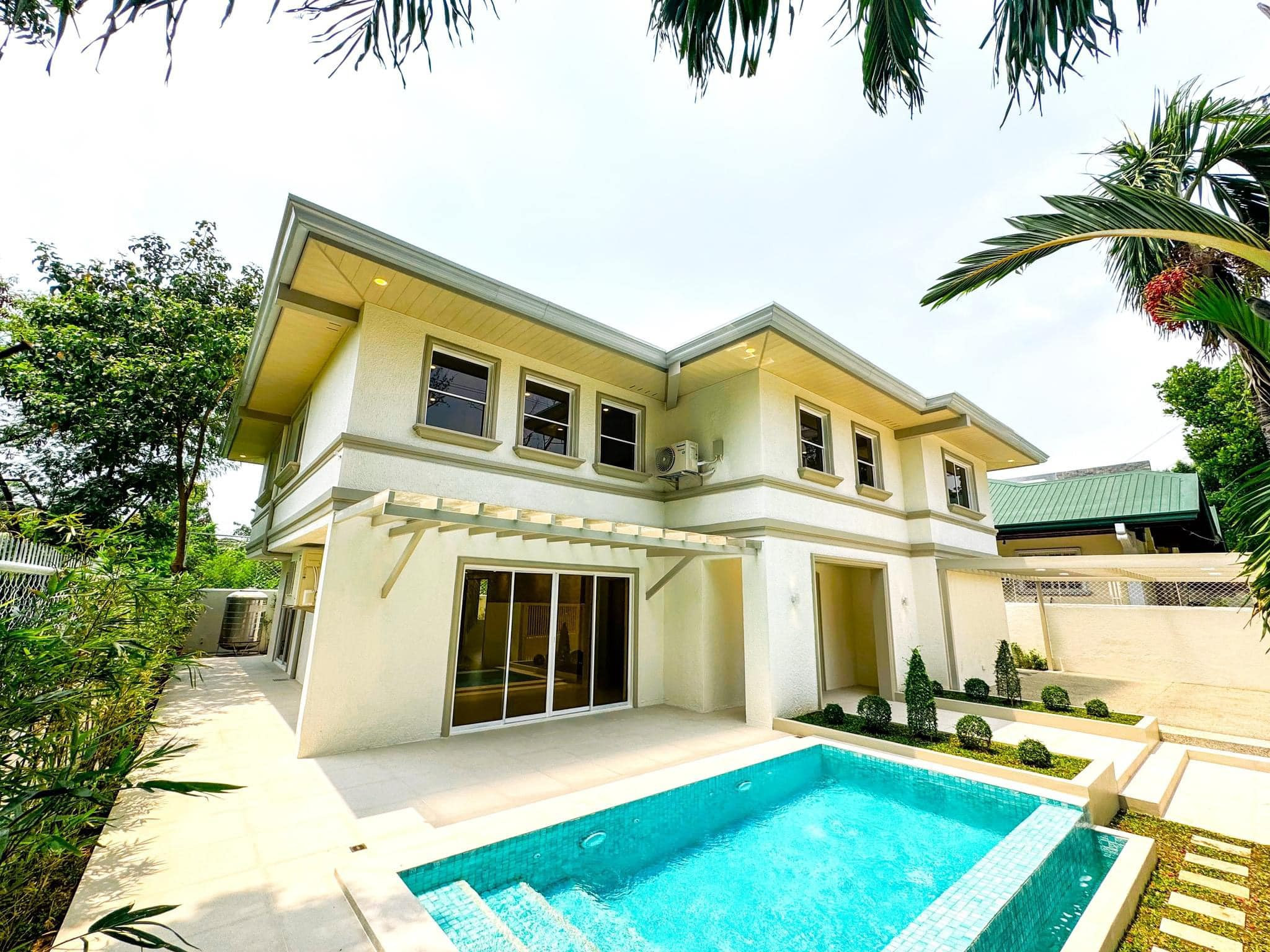 A Statuesque 5 Bedroom Home for Sale in Hillsborough Alabang Village photo 1