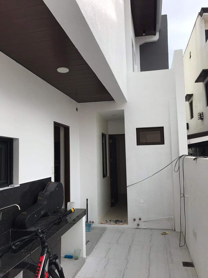 house and lot for sale greenwoods executive village photo 3