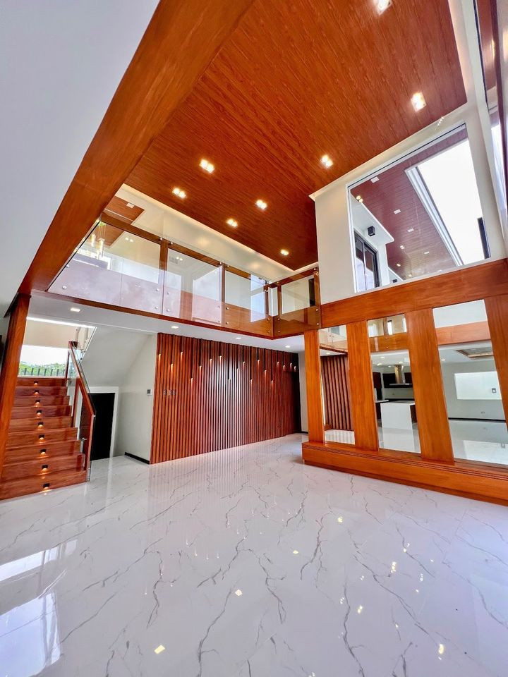 4 Bedroom House in Hillcrest Estate Nuvali Calamba Laguna House for Sale photo 1