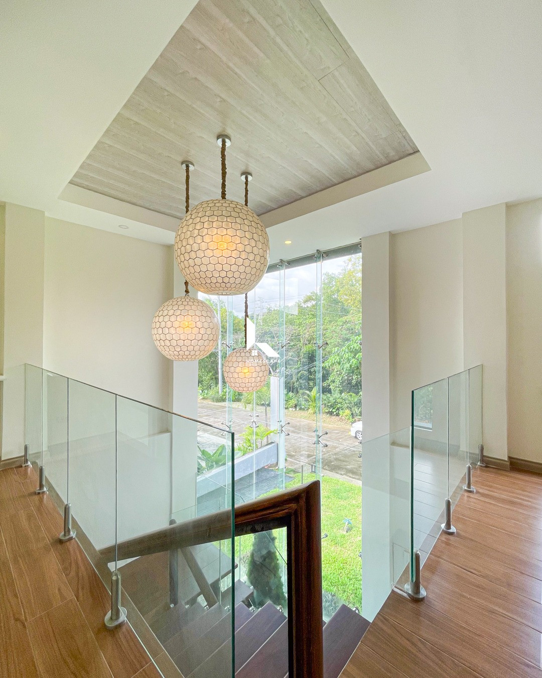 Elegant Modern Contemporary House and Lot photo 5