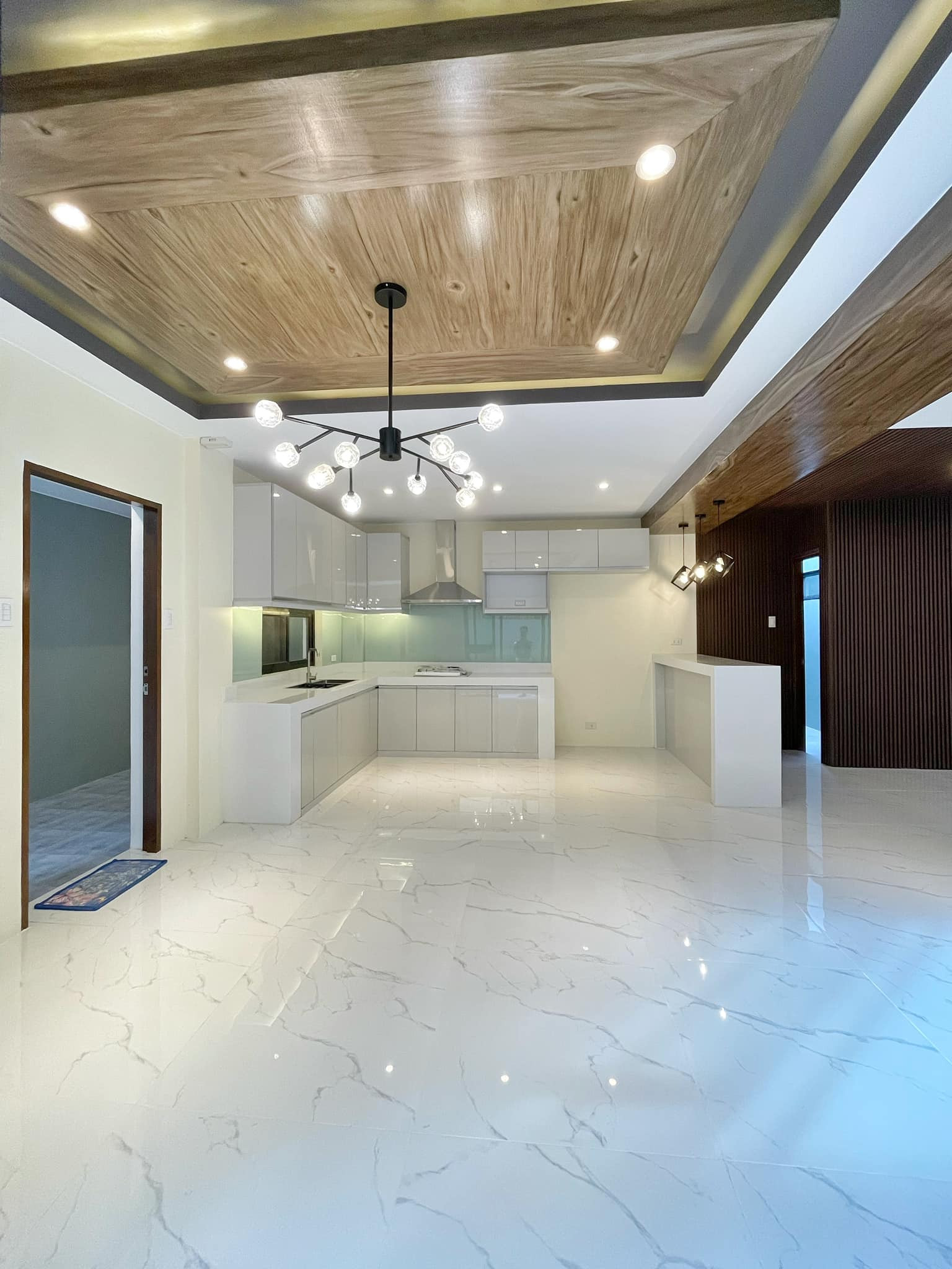 Brand New 3-Storey Modern House for Sale in Marcos Highway Antipolo City photo 3