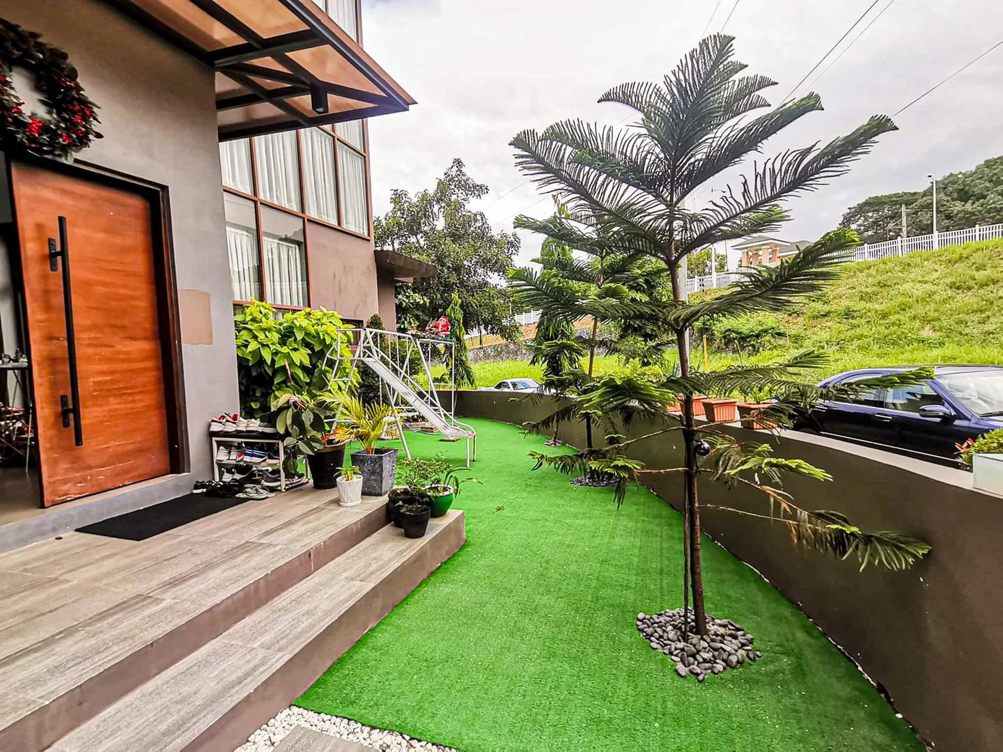 3 Storey Modern House for sale in Lindenwood Residence, Silang Cavite photo 2