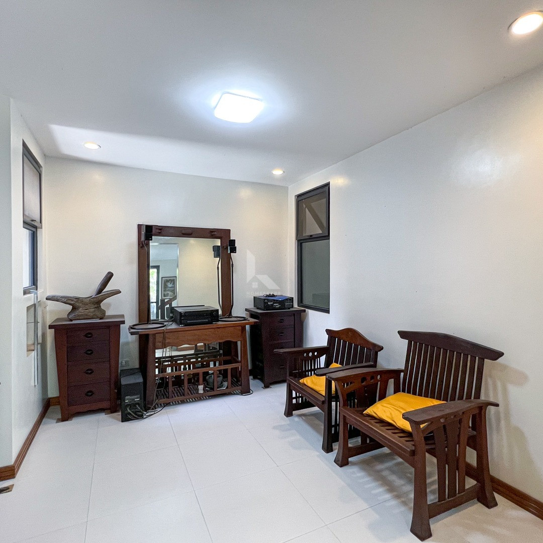 Luxurious Modern House and Lot For Sale photo 5