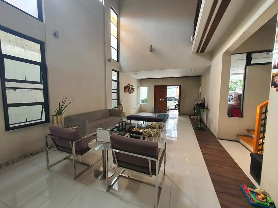Captivating Stocked House & Lot For Sale in Mandaluyong photo 2