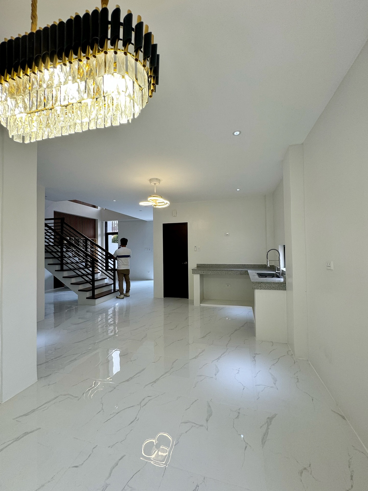 Brand New Modern House for Sale near Filinvest photo 3
