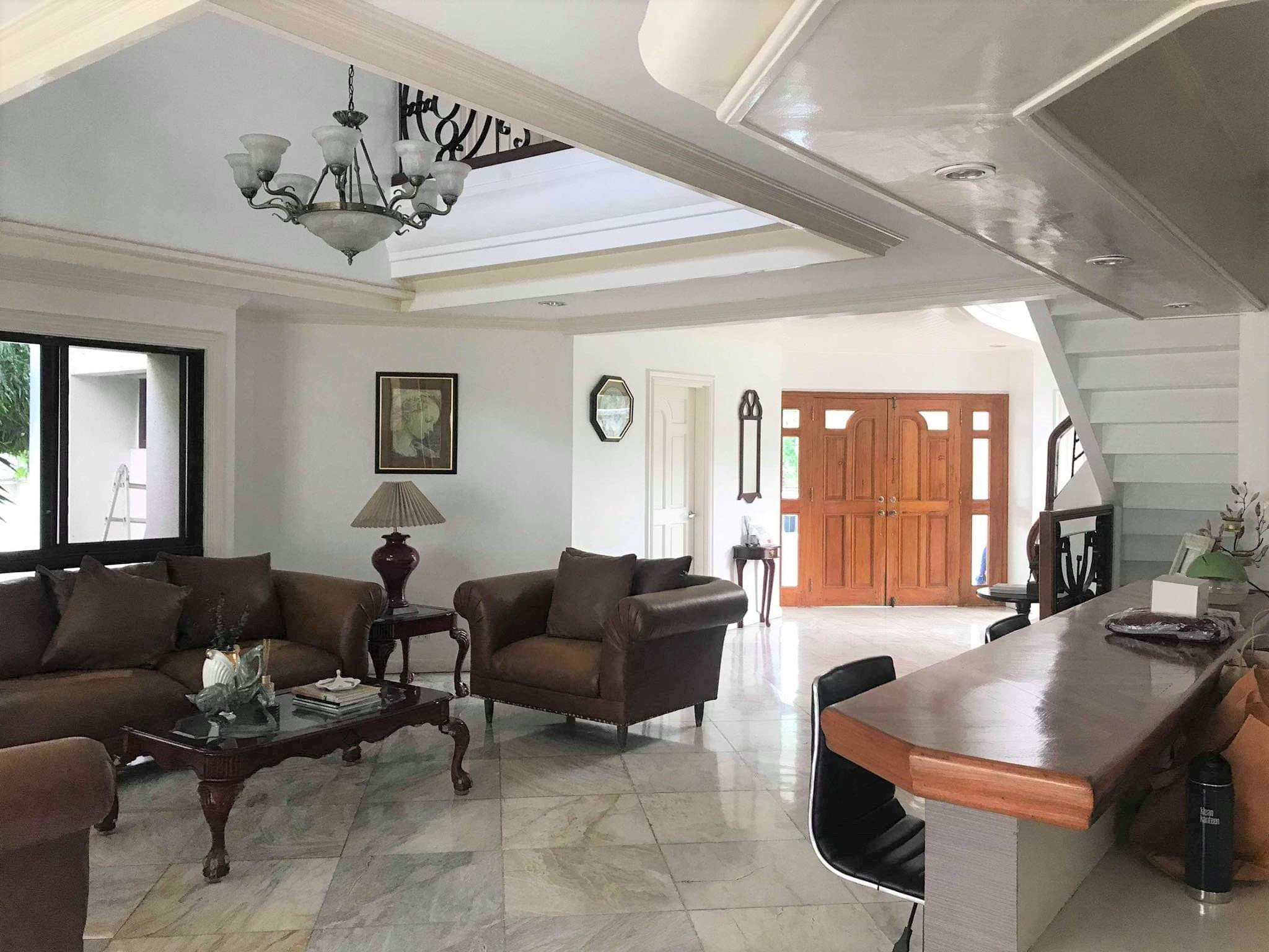 2-storey House with Swimming Pool & Basement in Ayala Alabang Village photo 3
