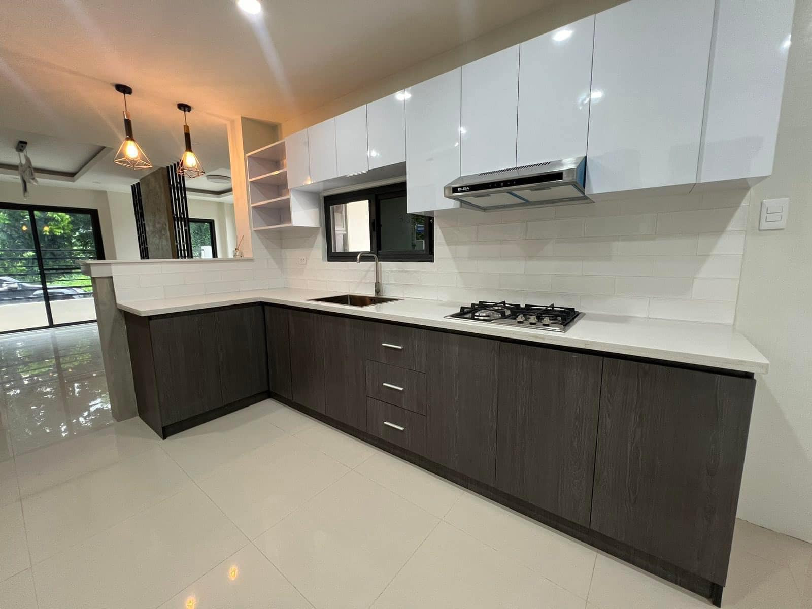 A Charming 3 Bedroom House and Lot for Sale in Filinvest 2, Quezon City photo 3