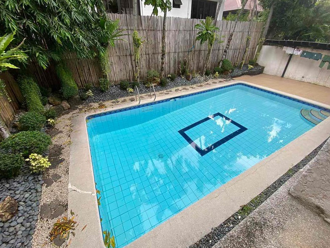 Attractive Classic House And Lot for Sale in Ayala Alabang Village photo 3