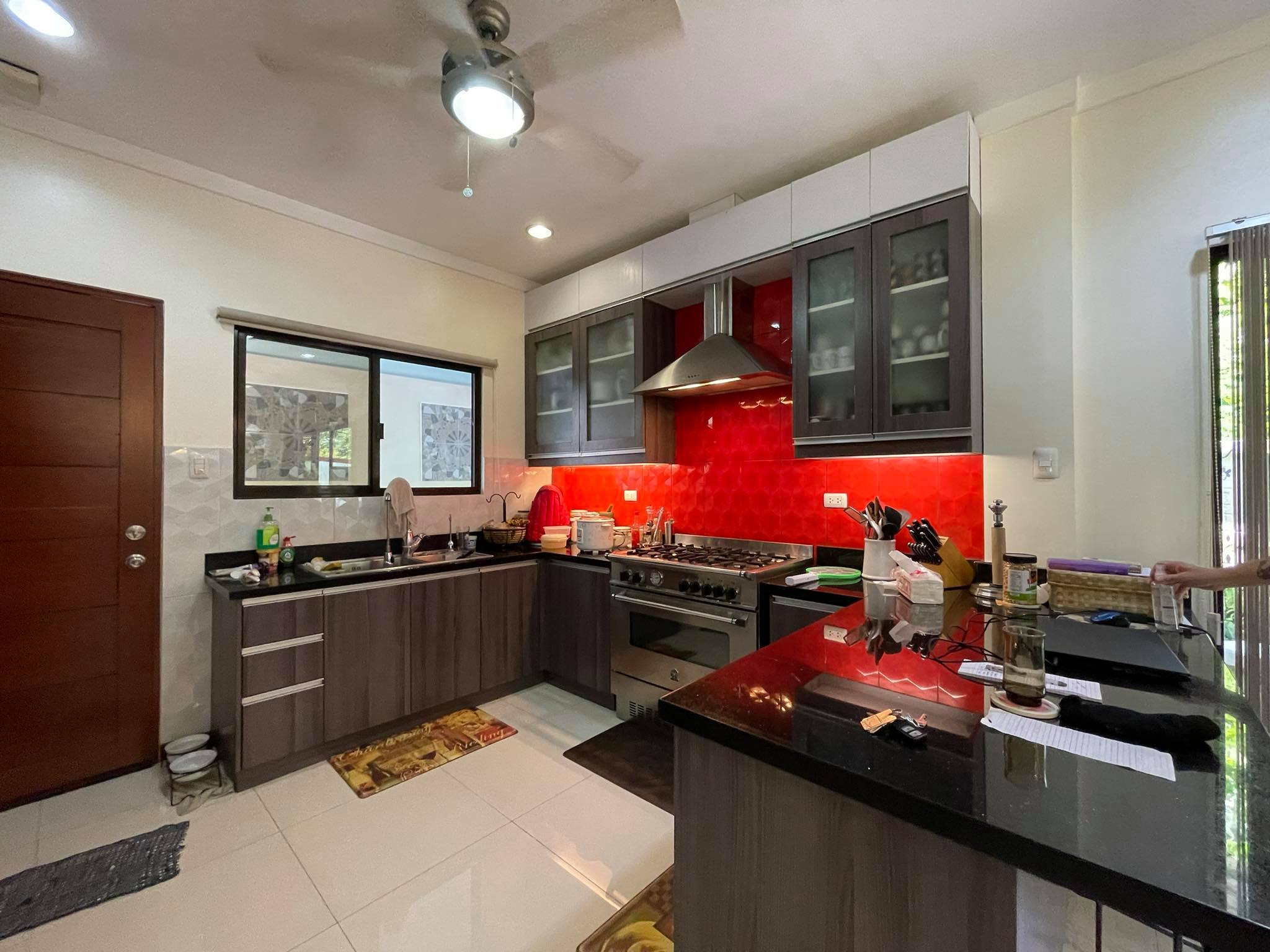 For Sale: House and Lot in The Heritage, Jagobiao, Mandaue City photo 3