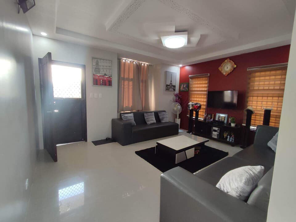FOR SALE PRE OWNED IDEAL MODERN HOUSE IN PAMPANGA NEAR NLEX photo 1