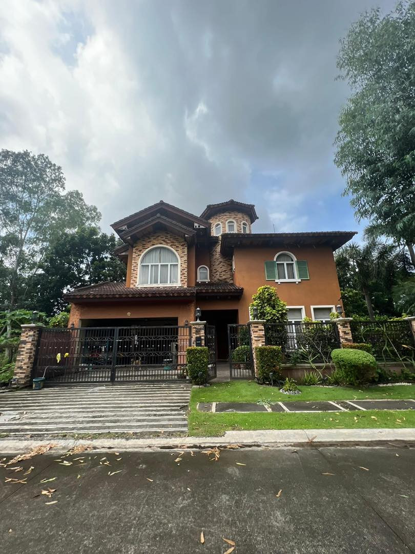 Marvelous House and Lot for Sale photo 1