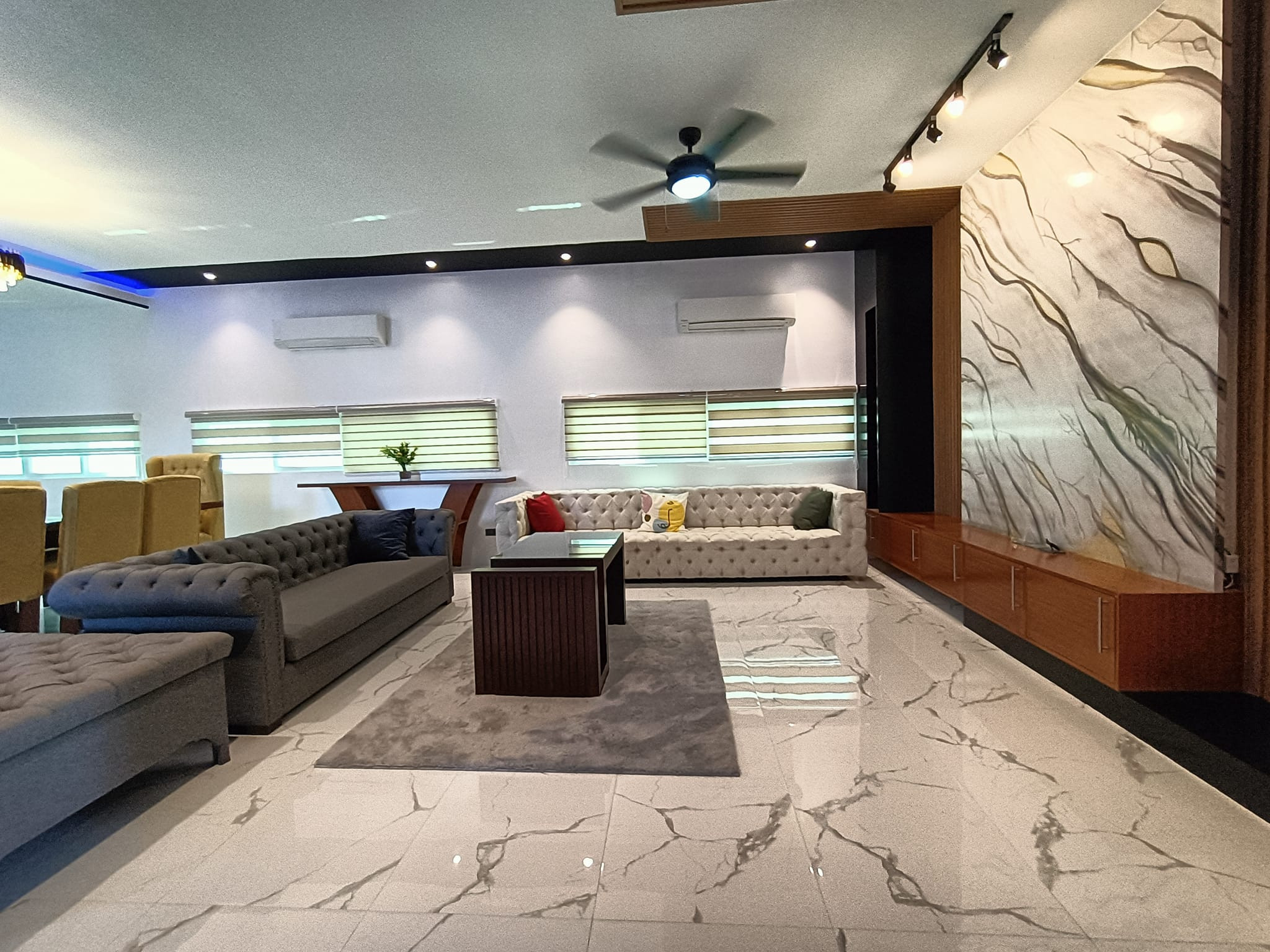 New & Ultra Modern House & Lot photo 3