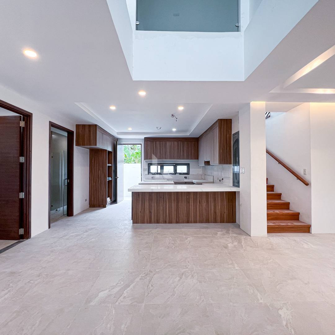Sophisticated Modern Contemporary House and Lot For Sale photo 3