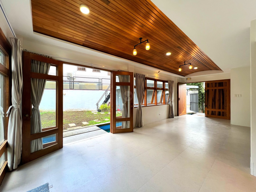 Outstanding Lustrous House and Lot for Sale in Biñan, Laguna photo 2