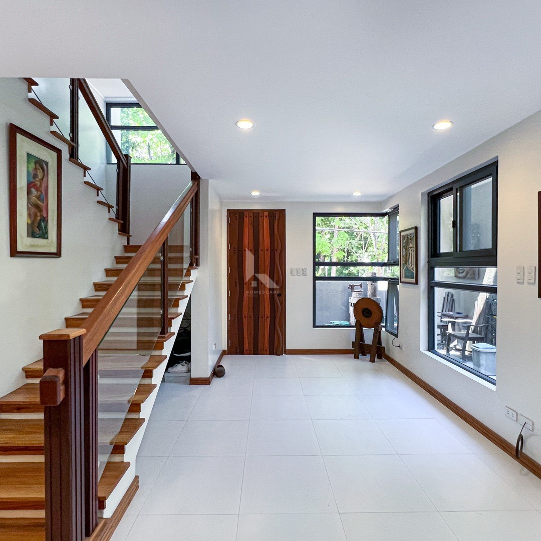 Luxurious Modern House and Lot For Sale photo 3