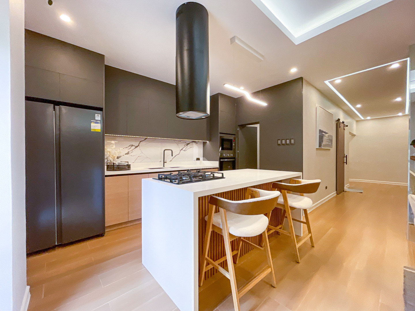 Cozy Fully Furnished Modern Contemporary House and Lot For Sale photo 5