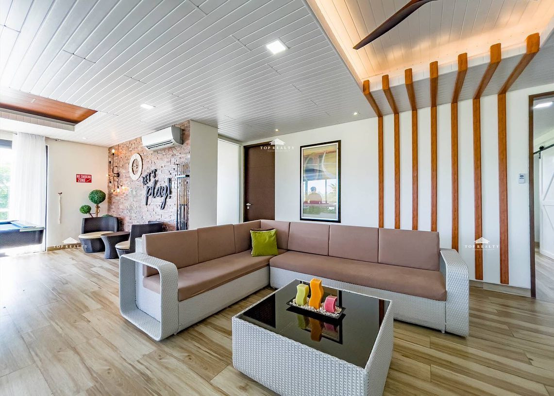 Fully-furnished Beach House with Pool for Sale photo 3
