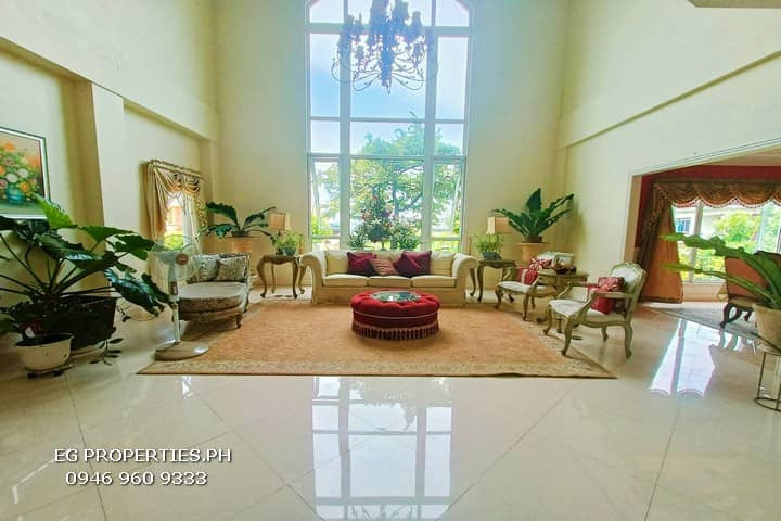 HOUSE AND LOT FOR SALE IN ROYALE CEBU CONSOLACION photo 3
